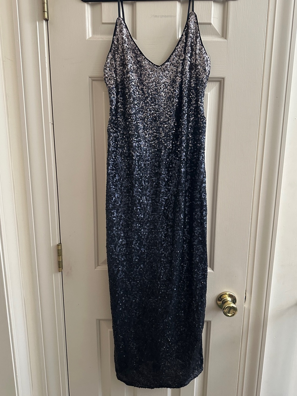 Ombré Sequin Slip Evening Dress Laundry by Shelli Segal 8 prom formal sleeveless